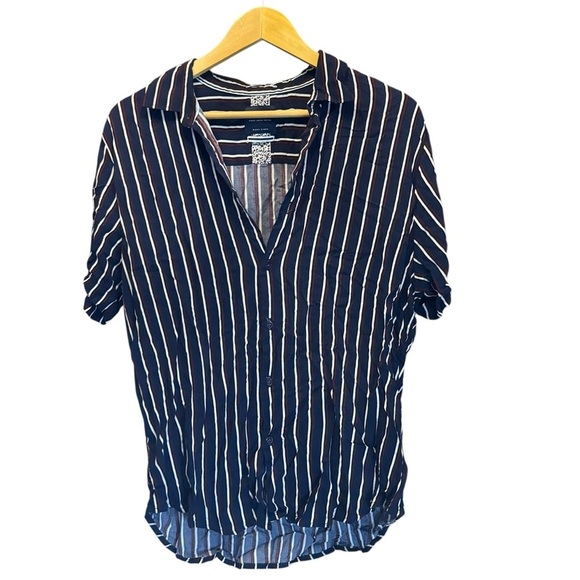Denim & Flower. Ricky Singh. Men's Button-up Shirt. Size Medium. - Picture 1 of 9